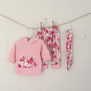 NWOT Floral hoodie and joggers set